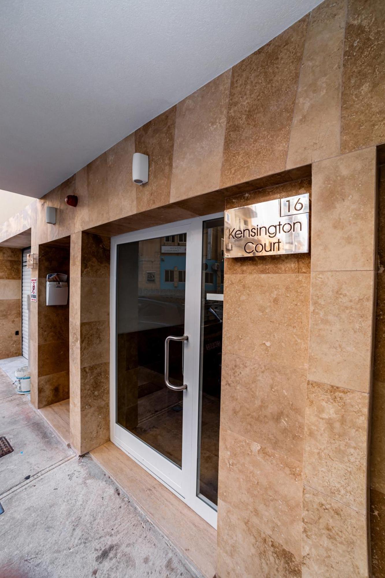 Sea Breeze, Spacious 2-Bedroom Lux Seaside Apartments Σεντ Πόλς Μπέι Εξωτερικό φωτογραφία