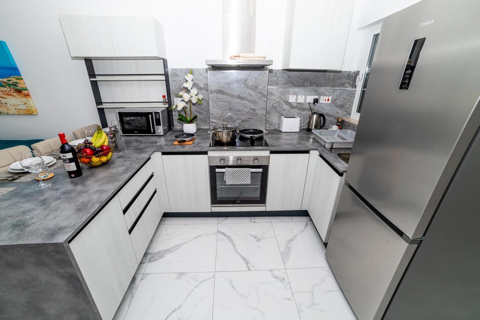 Sea Breeze, Spacious 2-Bedroom Lux Seaside Apartments Σεντ Πόλς Μπέι Εξωτερικό φωτογραφία