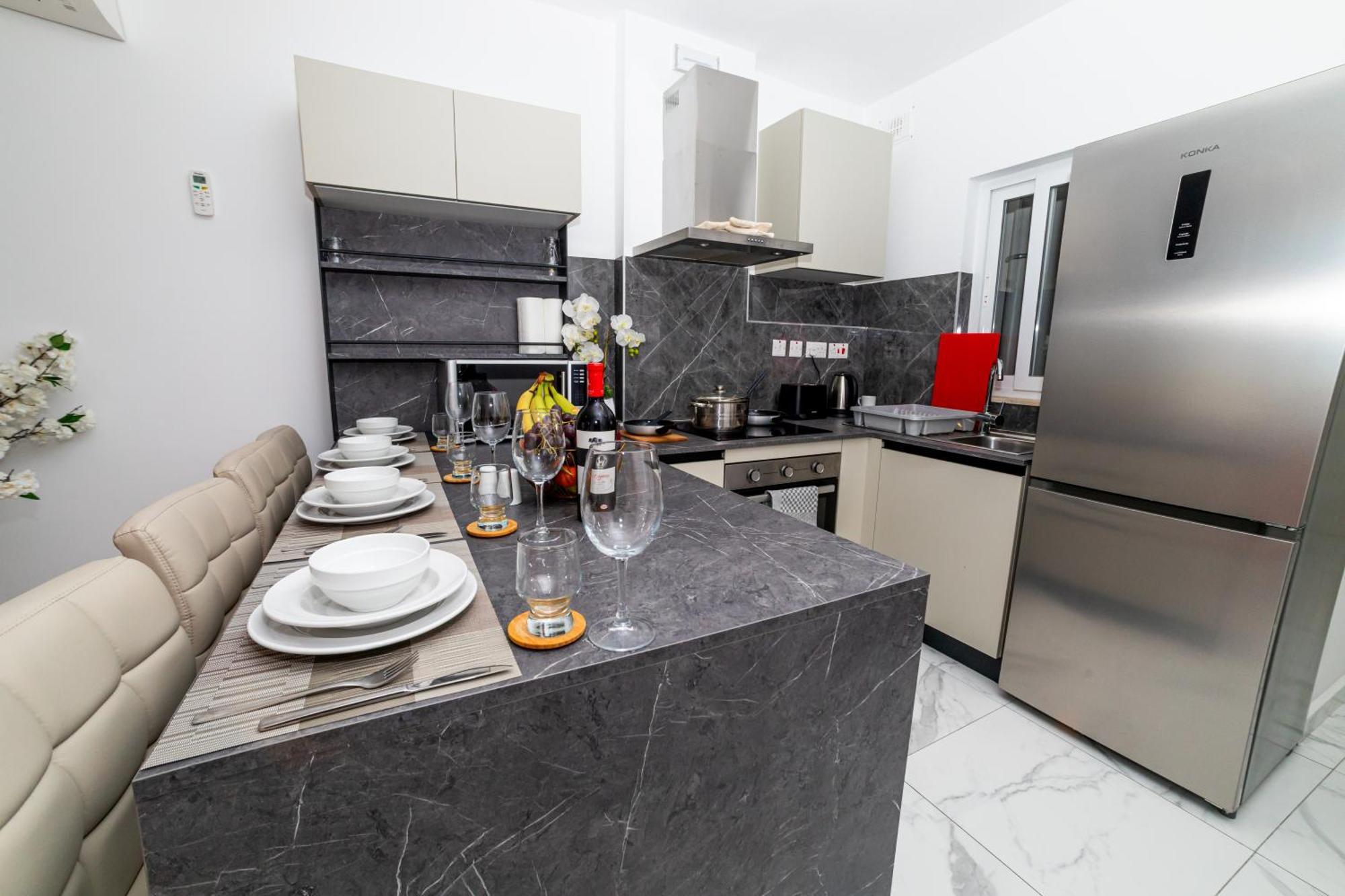 Sea Breeze, Spacious 2-Bedroom Lux Seaside Apartments Σεντ Πόλς Μπέι Εξωτερικό φωτογραφία