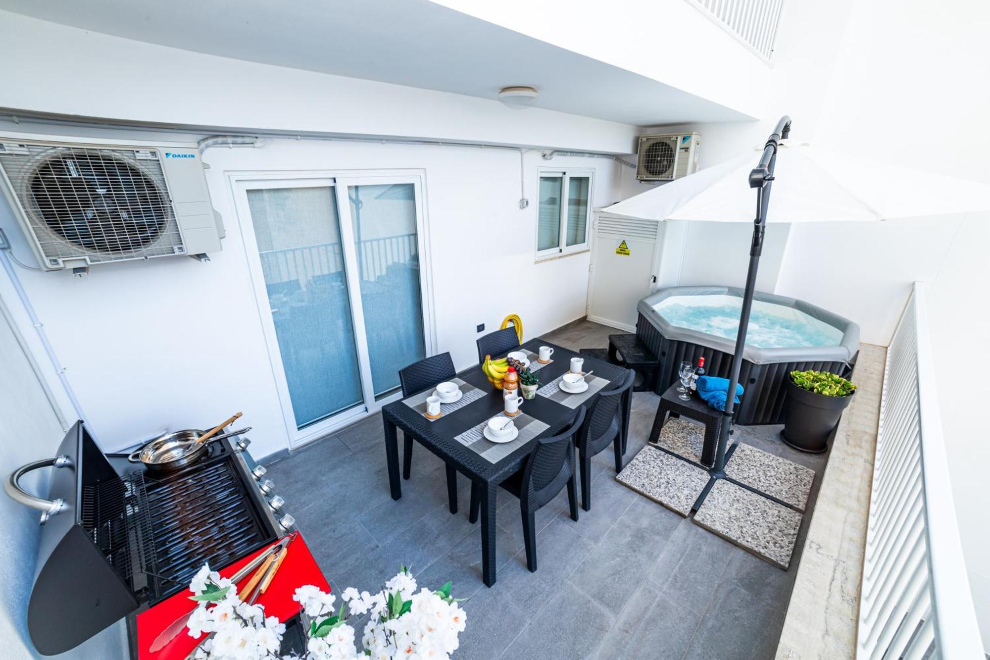 Sea Breeze, Spacious 2-Bedroom Lux Seaside Apartments Σεντ Πόλς Μπέι Εξωτερικό φωτογραφία